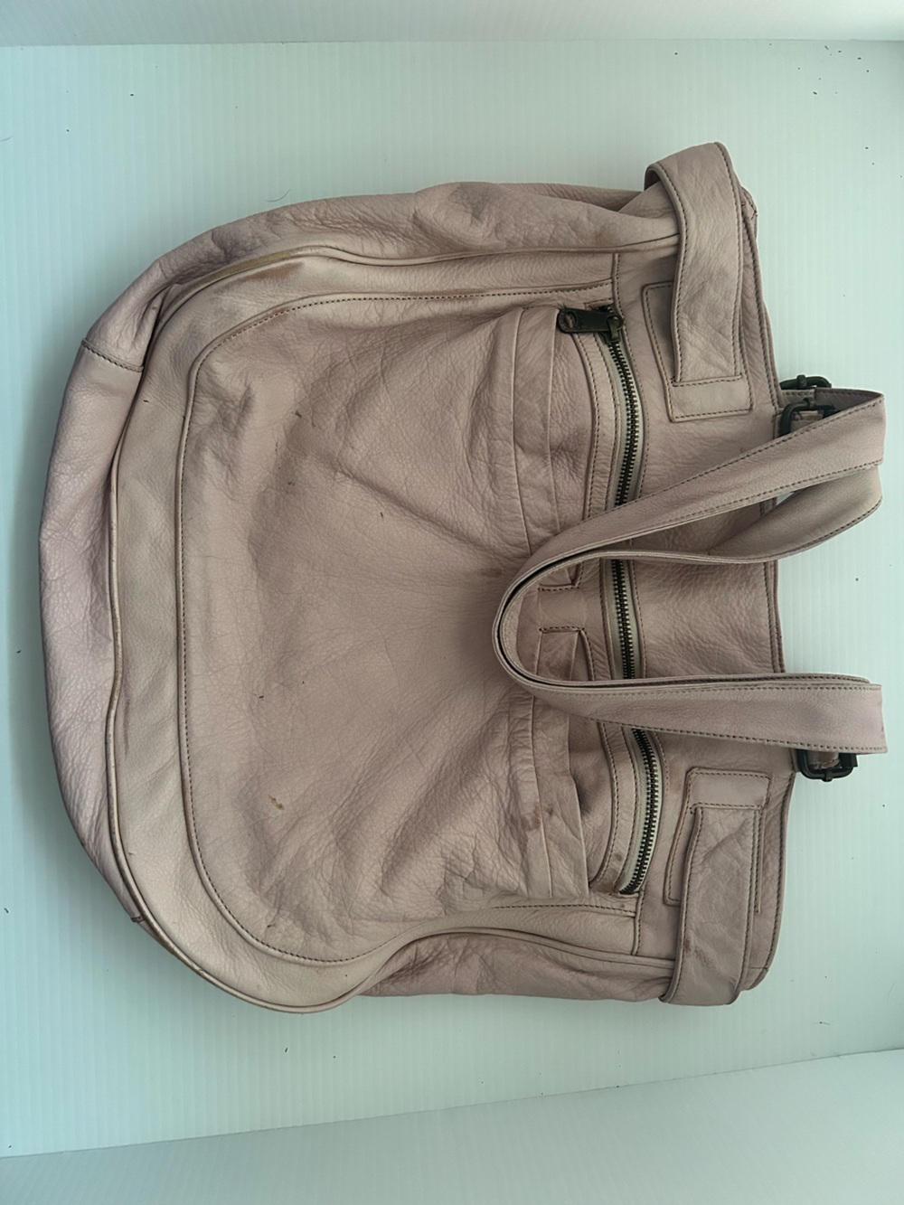 Marc Jacobs Lavender Leather Shoulder Tote - Picture 4 of 8